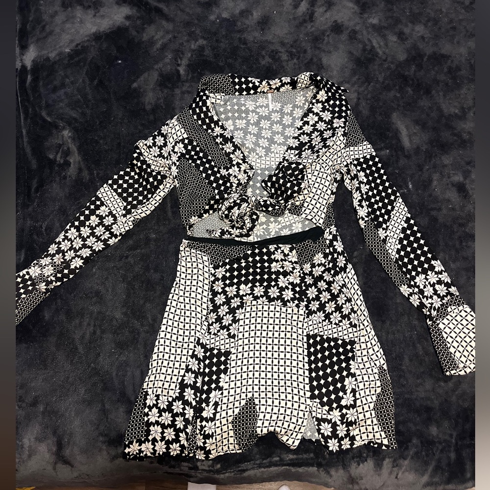 Free People Black and White Small Long Sleeve Mini Dress